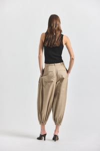 Kendall Pleated Balloon Pant - Latte