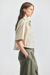 Olivia Cropped Short Sleeve Shirt - Oyster Gray